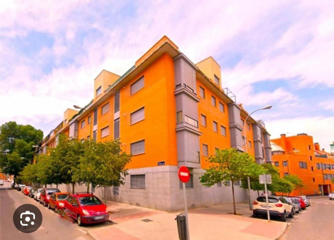 Habitacion Privada En Piso A 10 Minutos De Atocha Madrid Dış mekan fotoğraf